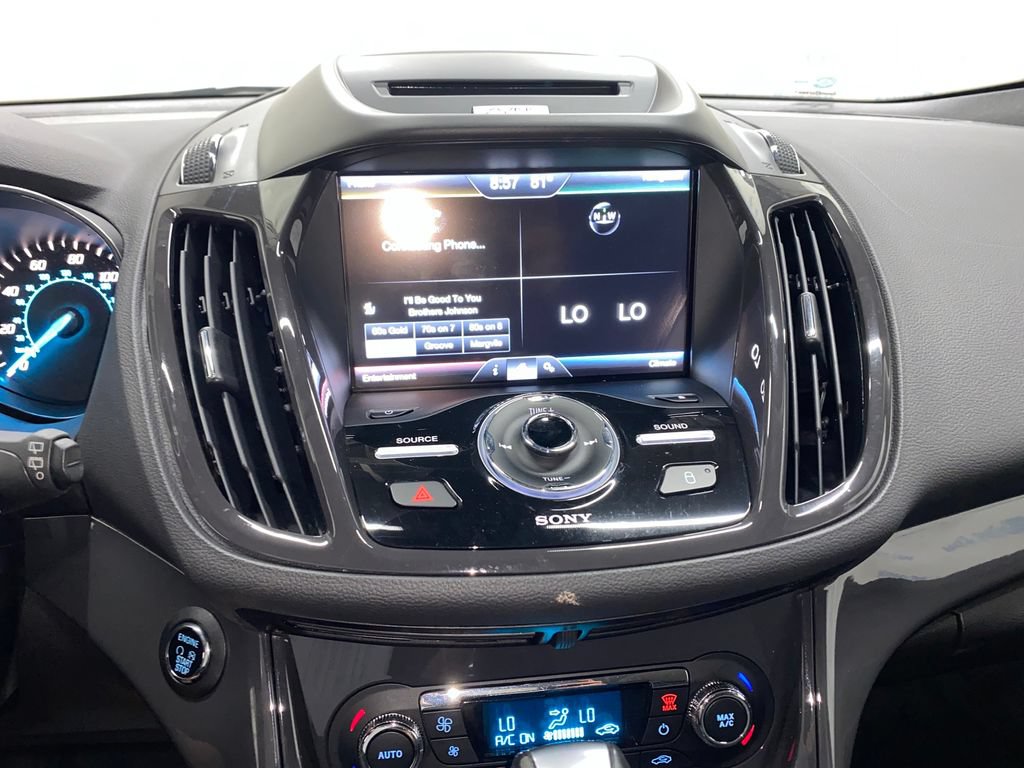 Used 2015 Ford Escape Titanium w/ Equipment Group 301A AWD/4WD image 23