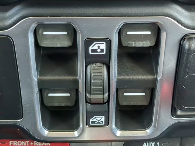 Used 2020 Jeep Wrangler Unlimited Rubicon w/ Cold Weather Group image 23