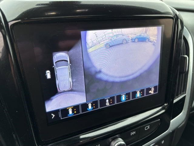 Used 2020 Chevrolet Traverse Premier image 24