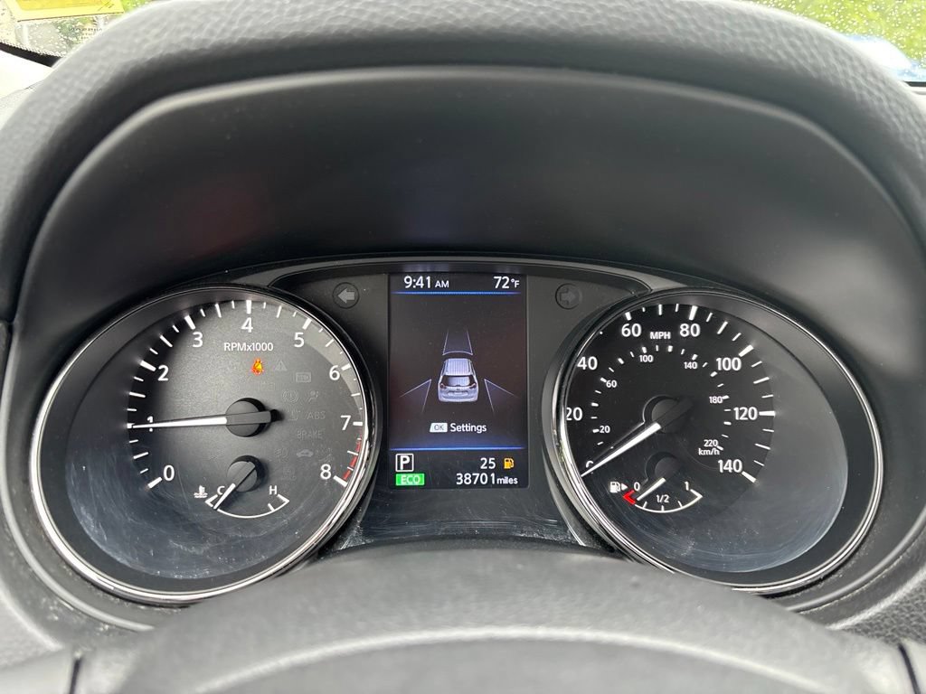 Used 2020 Nissan Rogue SV AWD/4WD image 23