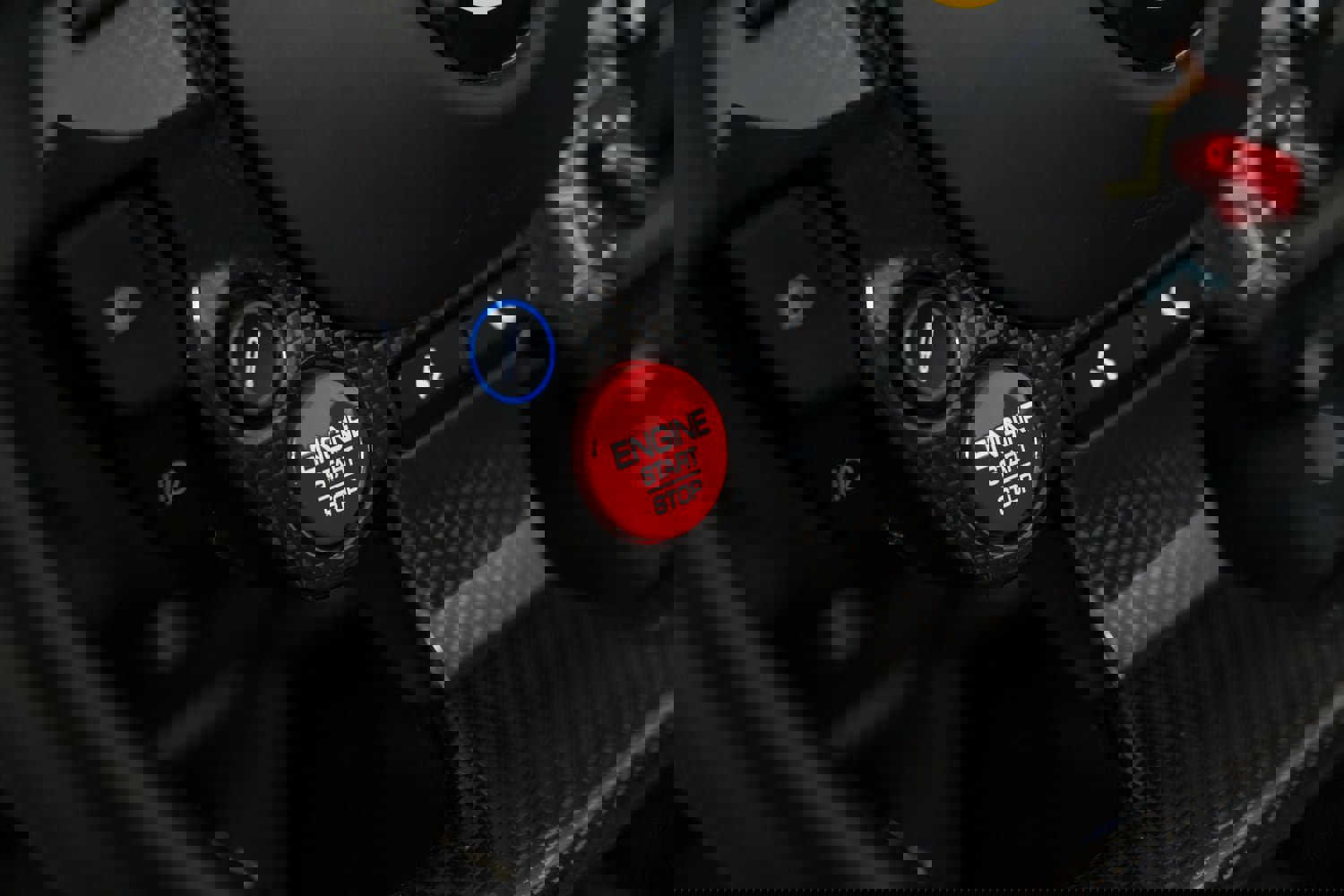 Certified 2021 Ferrari F8 Tributo image 39