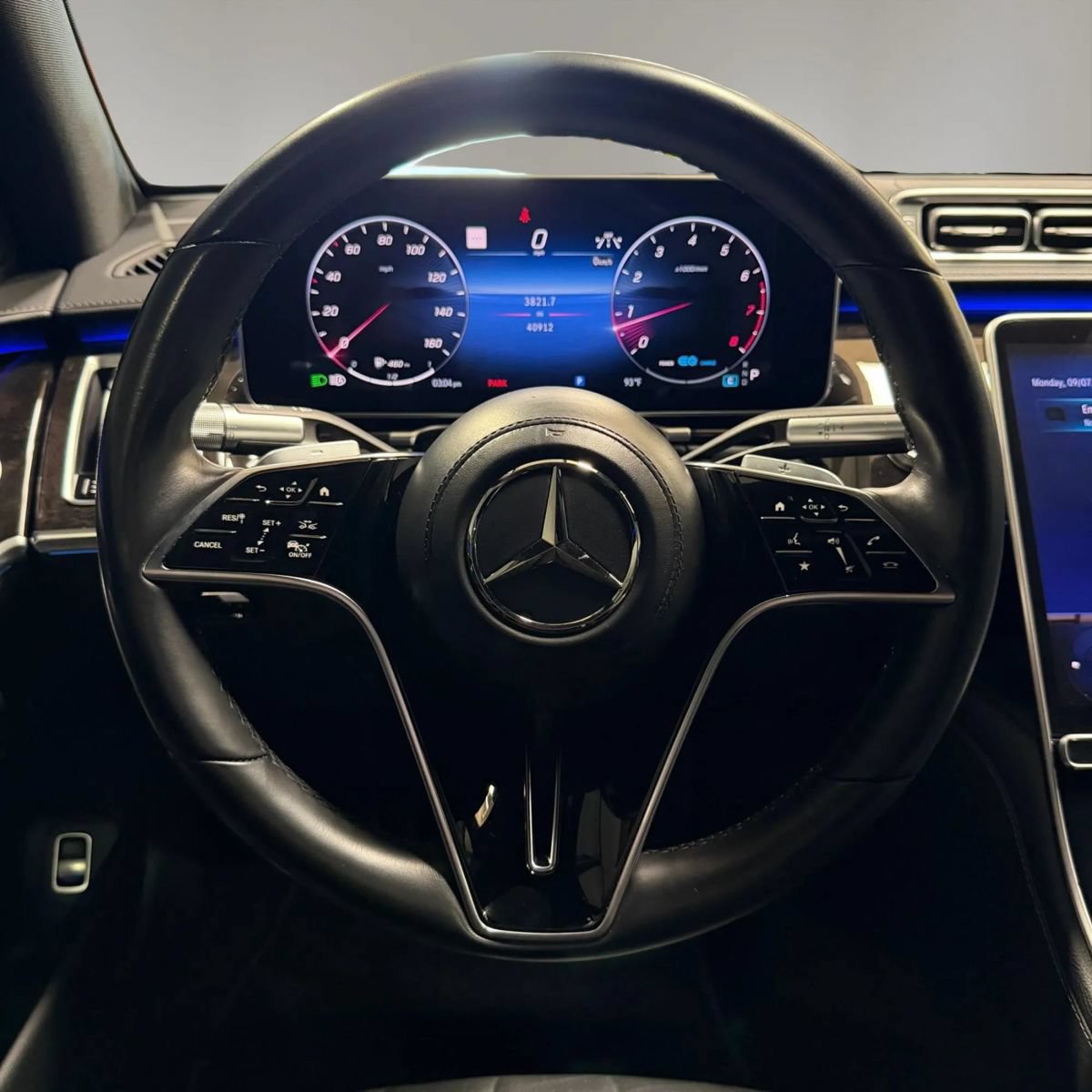 Used 2022 Mercedes-Benz S 500 4MATIC image 9
