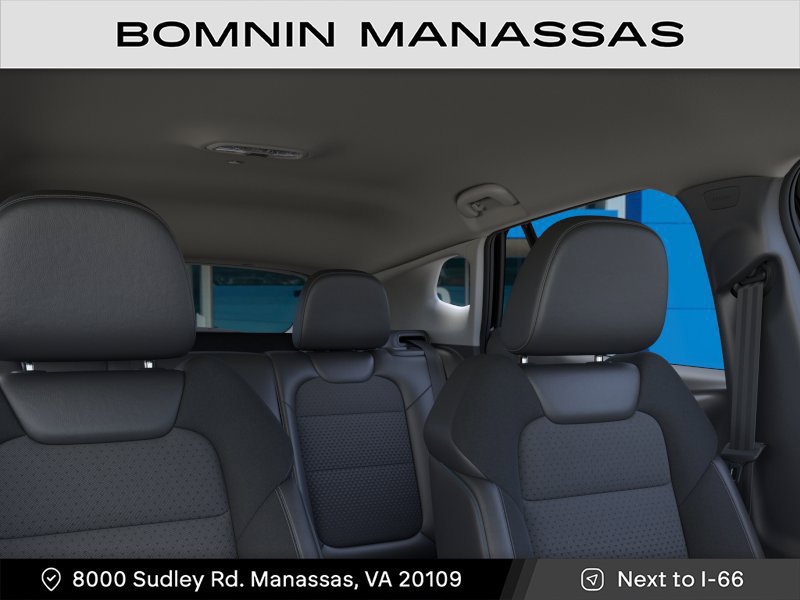 New 2026 Chevrolet Trax LT w/ Midnight Edition FWD image 24