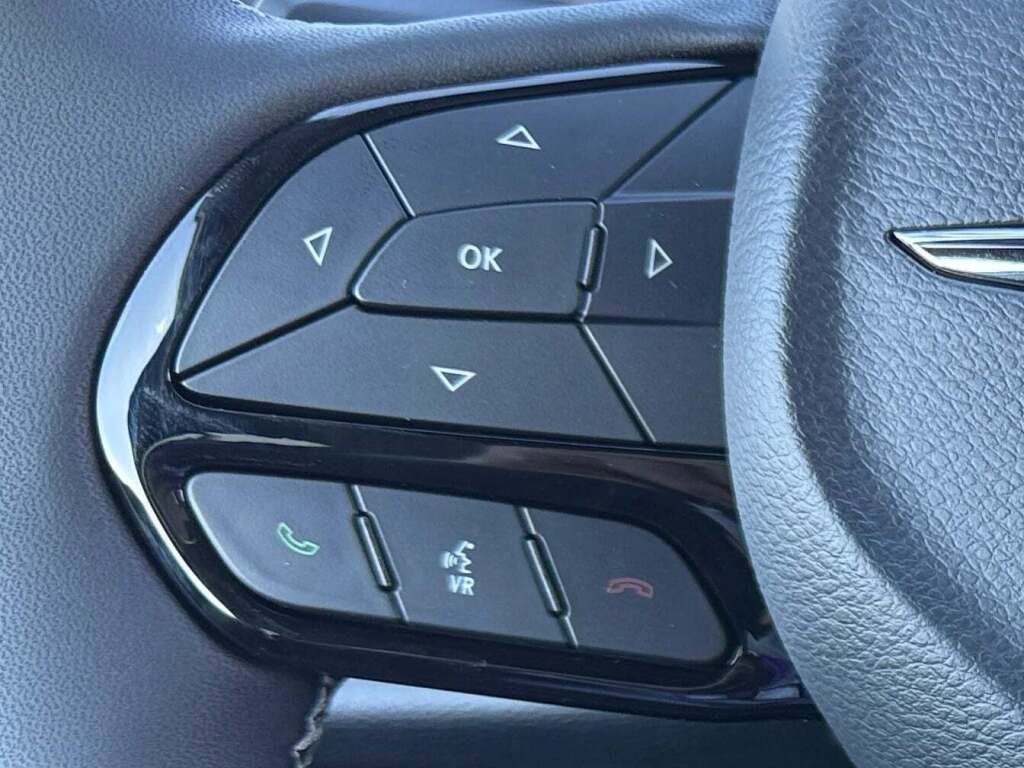 New 2026 Chrysler Pacifica Limited w/ S Appearance Package image 38