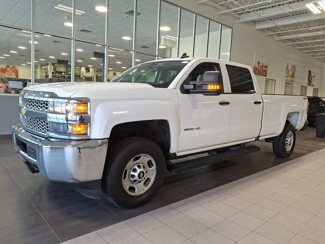 Used 2019 Chevrolet Silverado 2500 W/T w/ WT Convenience Package AWD/4WD image 3