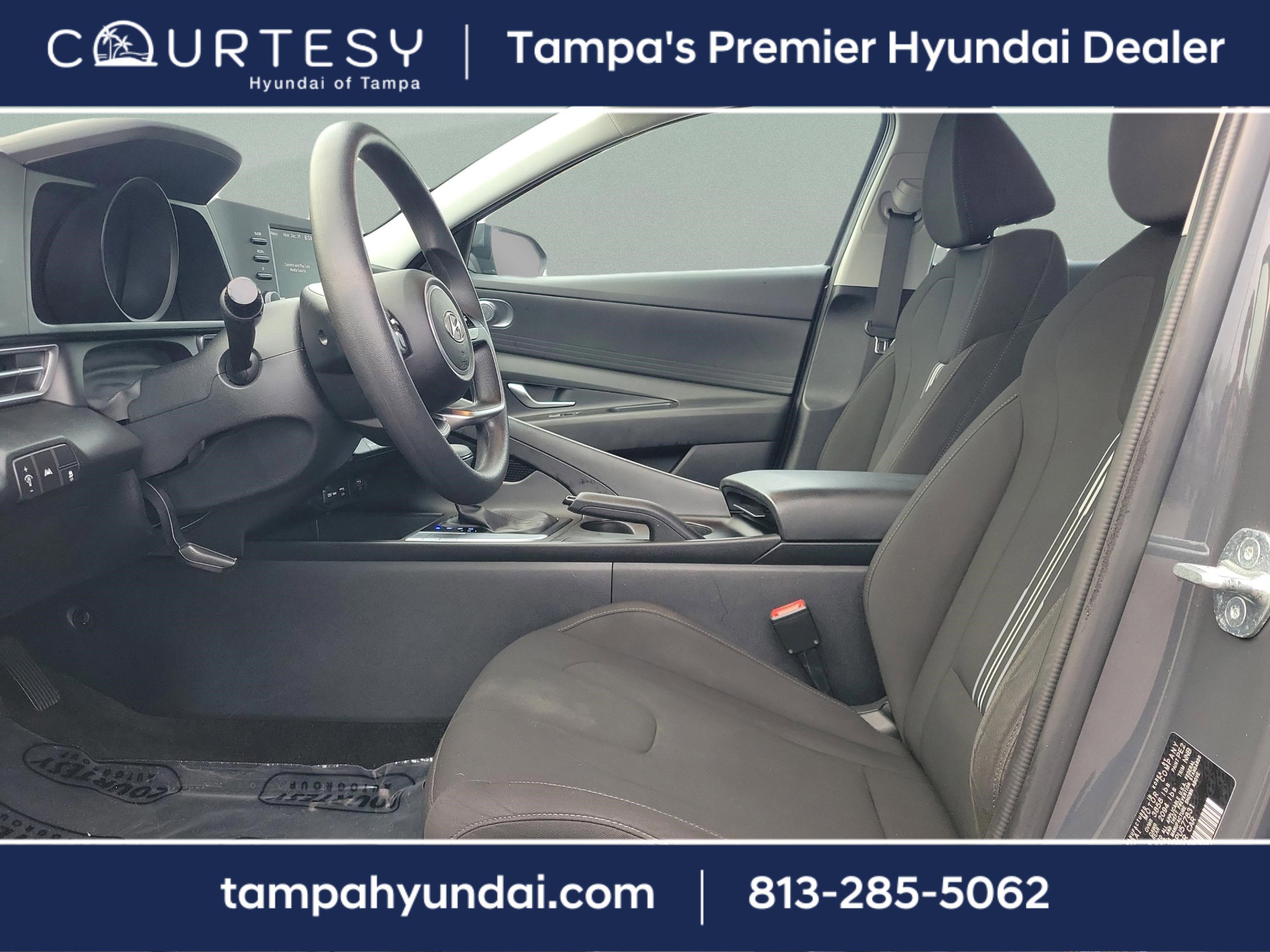 Used 2023 Hyundai Elantra SEL image 17