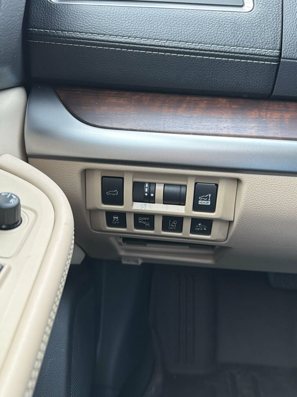 Used 2019 Subaru Outback 2.5i Limited image 18