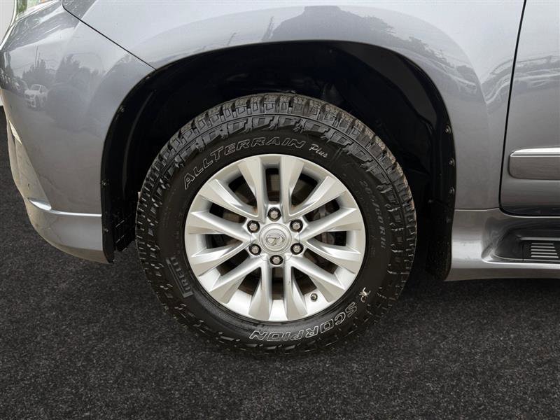 Used 2019 Lexus GX 460 Premium AWD/4WD image 17