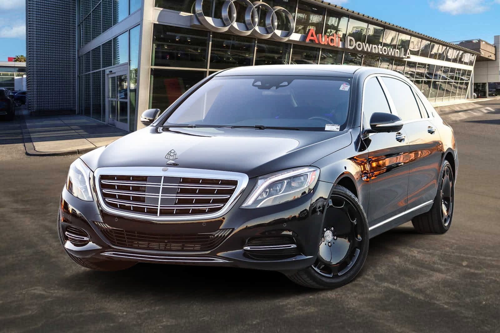 Used 2016 Mercedes-Benz Maybach S 600 image 1