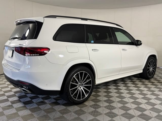 Used 2022 Mercedes-Benz GLS 450 4MATIC w/ AMG Line Exterior image 8