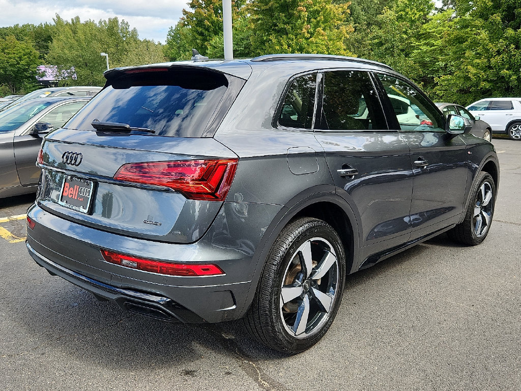 Used 2023 Audi Q5 2.0T Premium Plus w/ Premium Plus Package AWD/4WD image 12