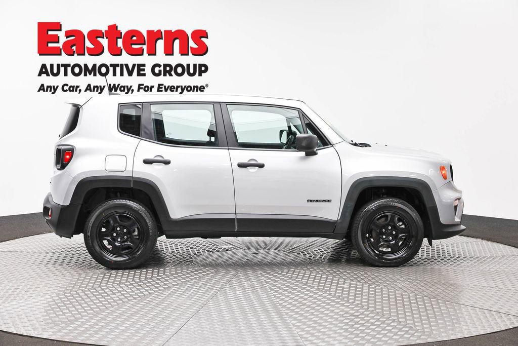 Used 2021 Jeep Renegade Sport image 4
