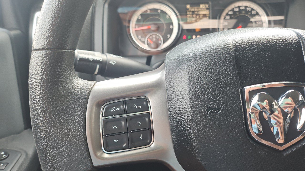 Used 2021 RAM 1500 Classic SLT AWD/4WD image 16