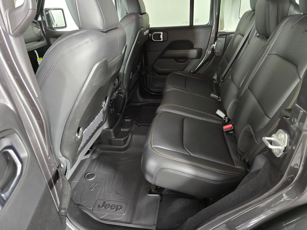 New 2025 Jeep Wrangler Unlimited Rubicon 392 image 25