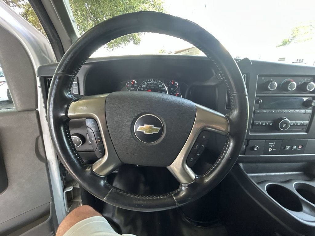 Used 2018 Chevrolet Express 2500 w/ Driver Convenience Package RWD image 14
