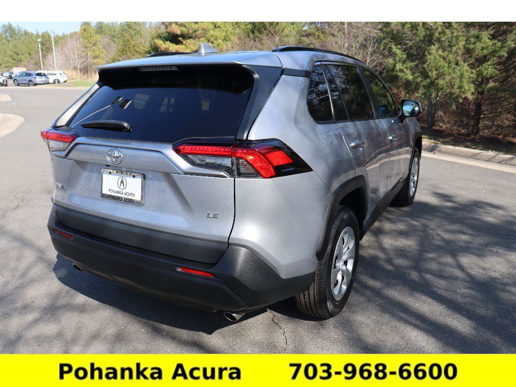 Used 2021 Toyota RAV4 LE image 7