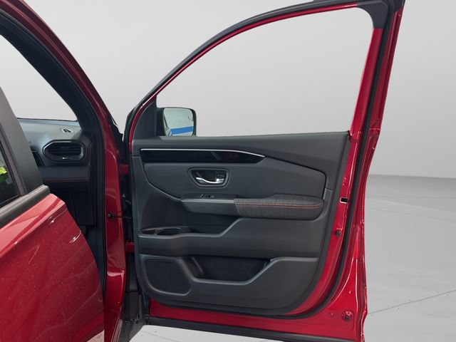 New 2026 Honda Pilot Sport image 25
