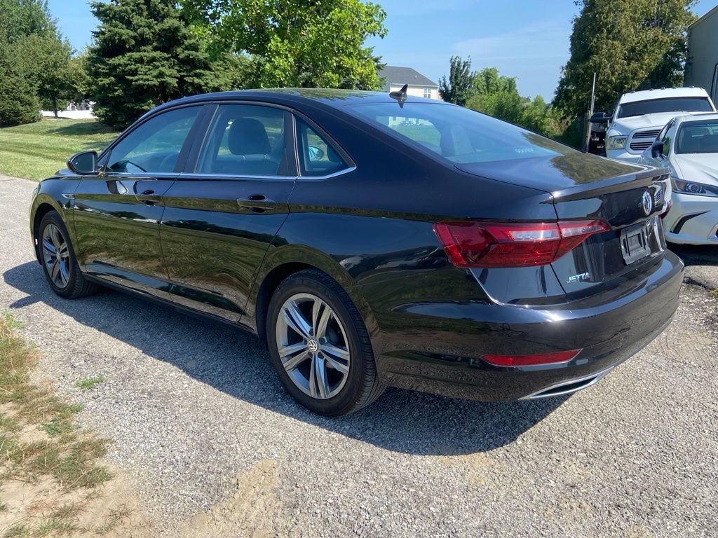 Used 2020 Volkswagen Jetta R-Line w/ R-Line Cold Weather Package FWD image 3