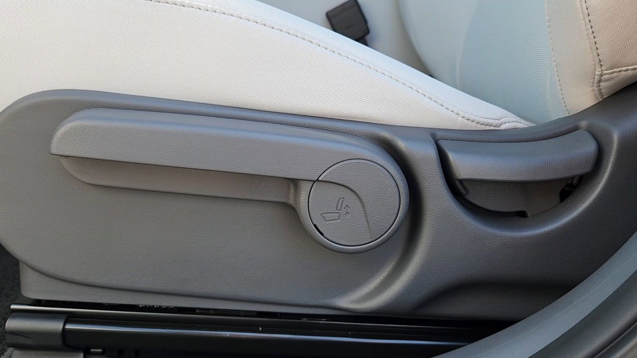 New 2026 Hyundai Kona SEL Sport image 8