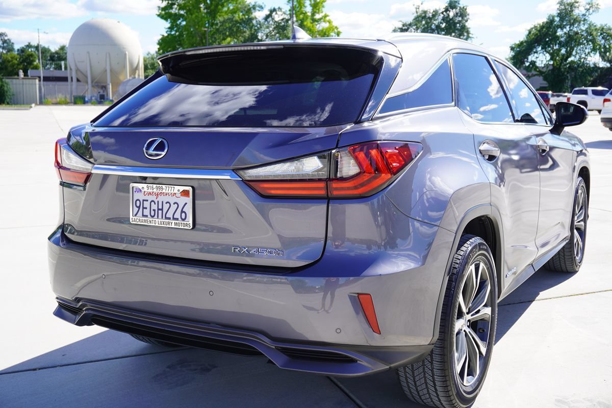 Used 2016 Lexus RX 450h AWD w/ Cold Weather Package image 10