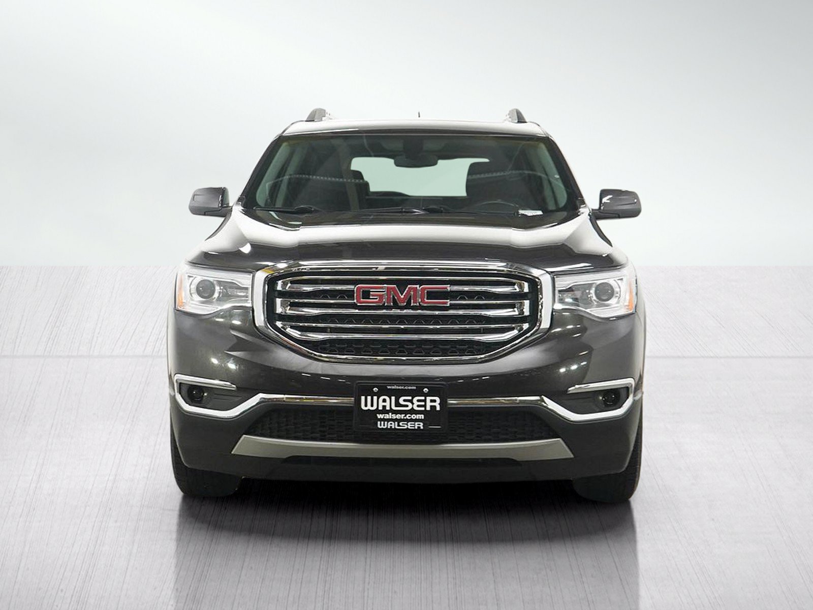 Used 2018 GMC Acadia SLE AWD/4WD image 8