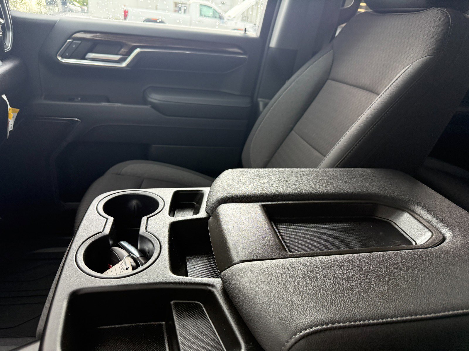 Used 2024 GMC Sierra 1500 Elevation image 30