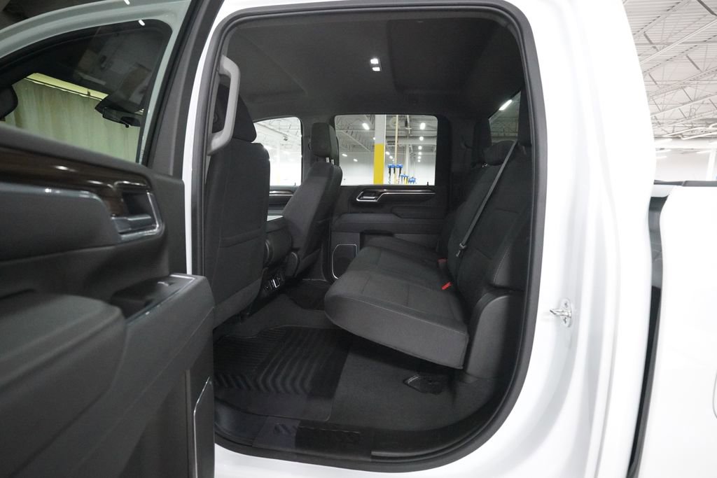 Used 2025 Chevrolet Silverado 2500 LT w/ Convenience Package AWD/4WD image 10