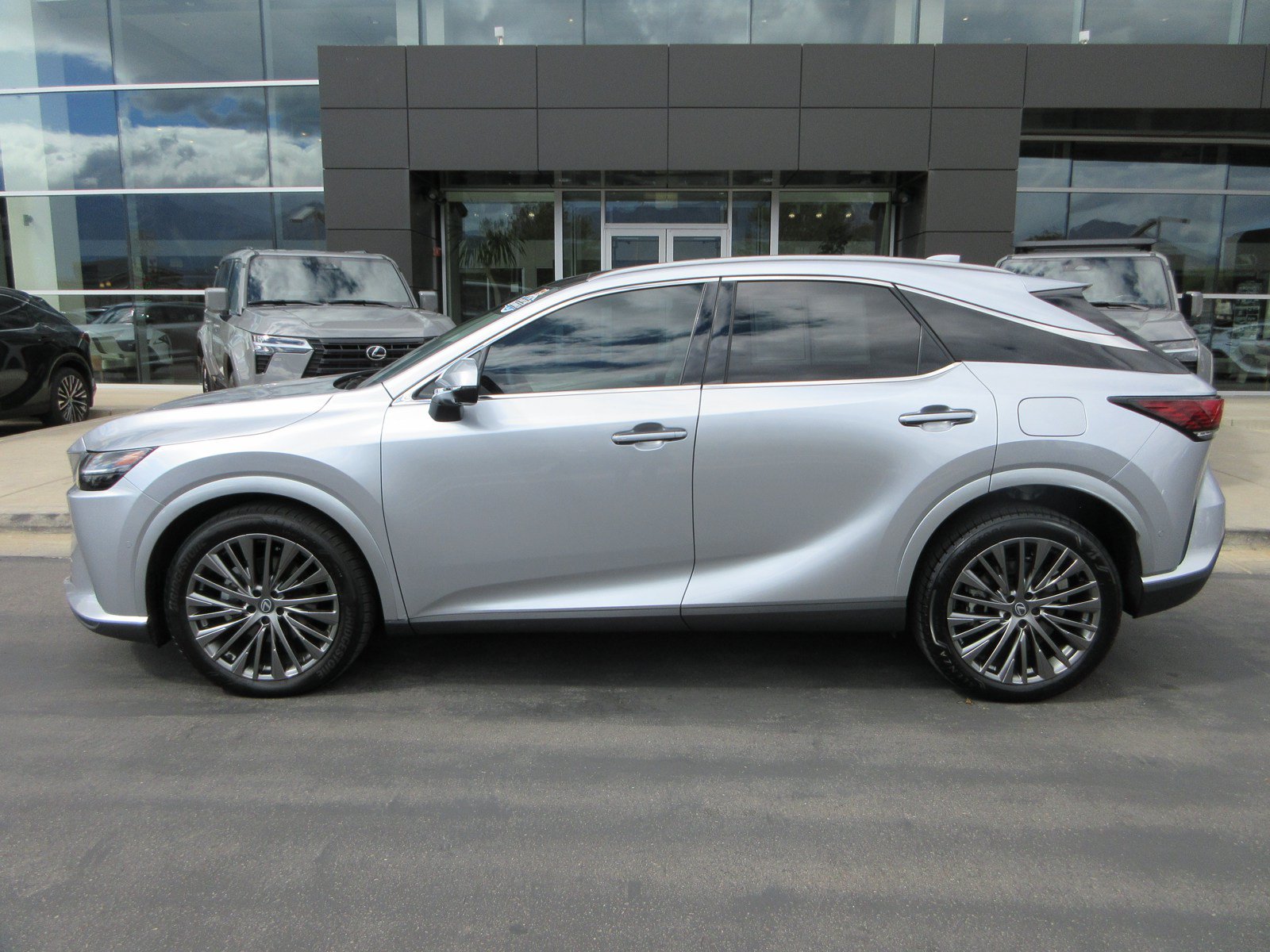 Used 2026 Lexus RX 350 AWD w/ Convenience Package image 3