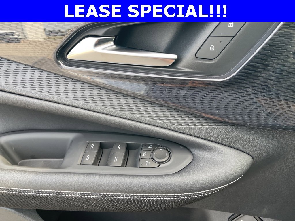 New 2024 Chevrolet Blazer EV LT AWD/4WD image 27