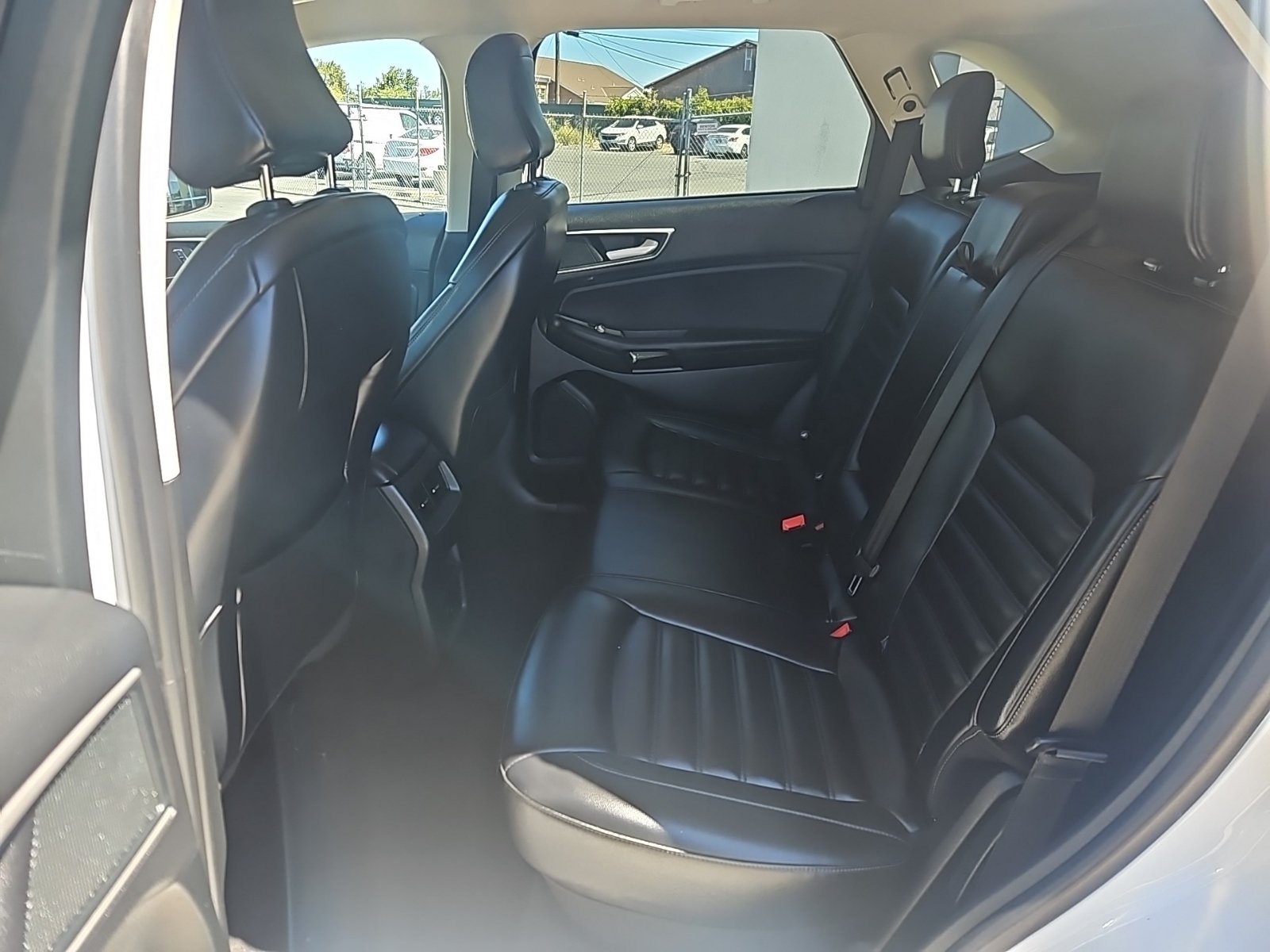 Used 2024 Ford Edge SEL AWD/4WD image 11