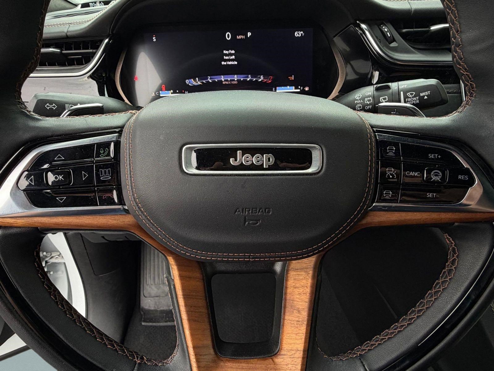 Used 2023 Jeep Grand Cherokee L Summit image 15