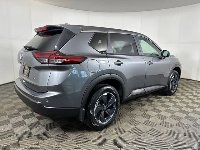 Certified 2026 Nissan Rogue SV image 3
