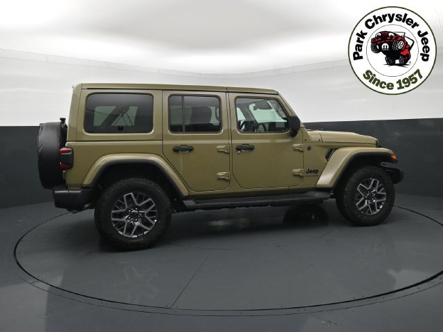 New 2026 Jeep Wrangler Unlimited Sahara AWD/4WD image 6