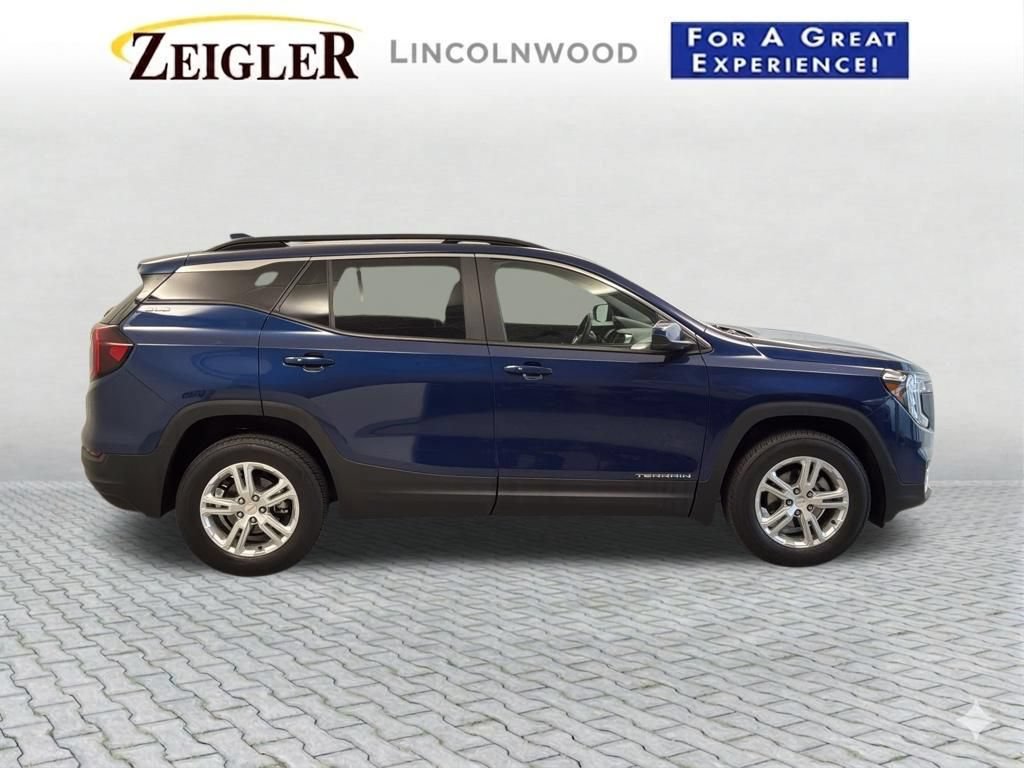 Used 2022 GMC Terrain SLE w/ Driver Convenience Package AWD/4WD image 7