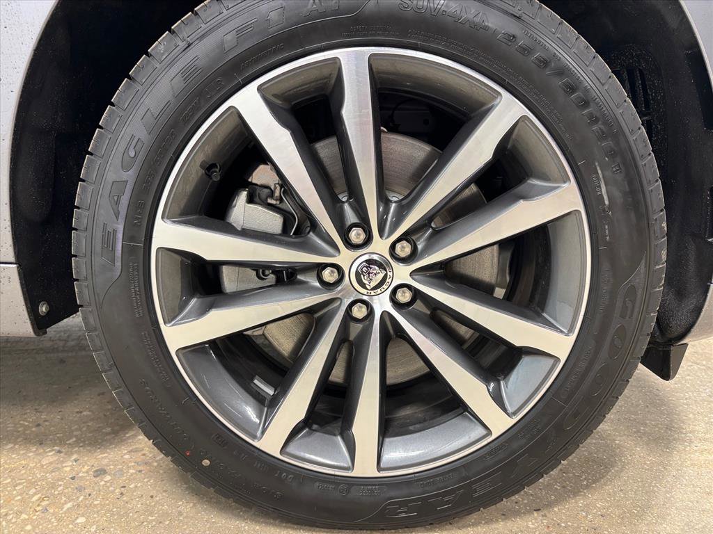 New 2026 Jaguar F-PACE R-Dynamic S image 11