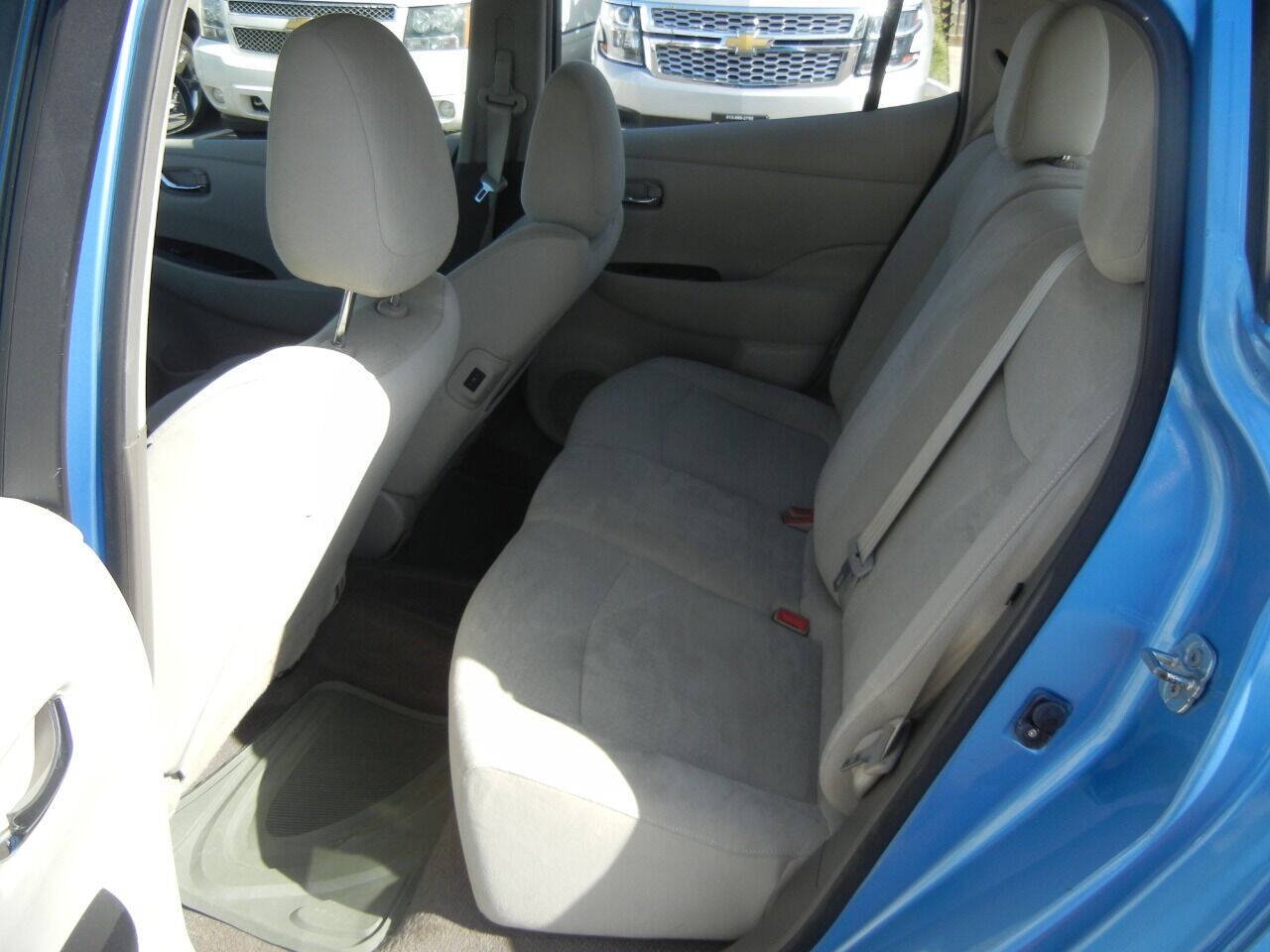 Used 2012 Nissan Leaf SL w/ Protection Pkg FWD image 13