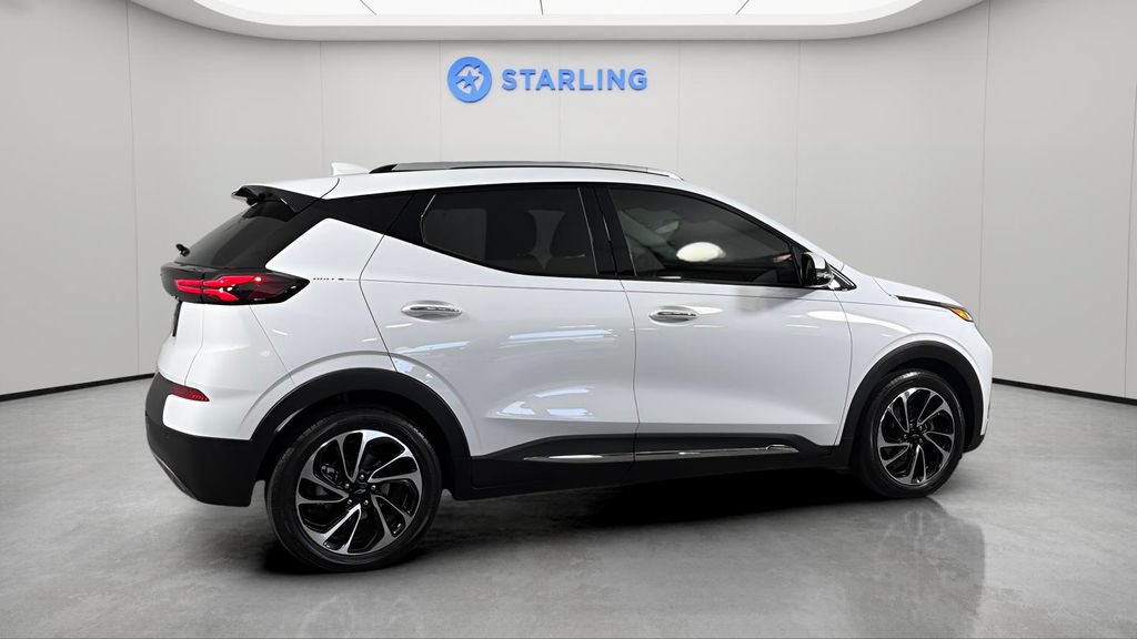 Certified 2023 Chevrolet Bolt EUV Premier FWD image 10