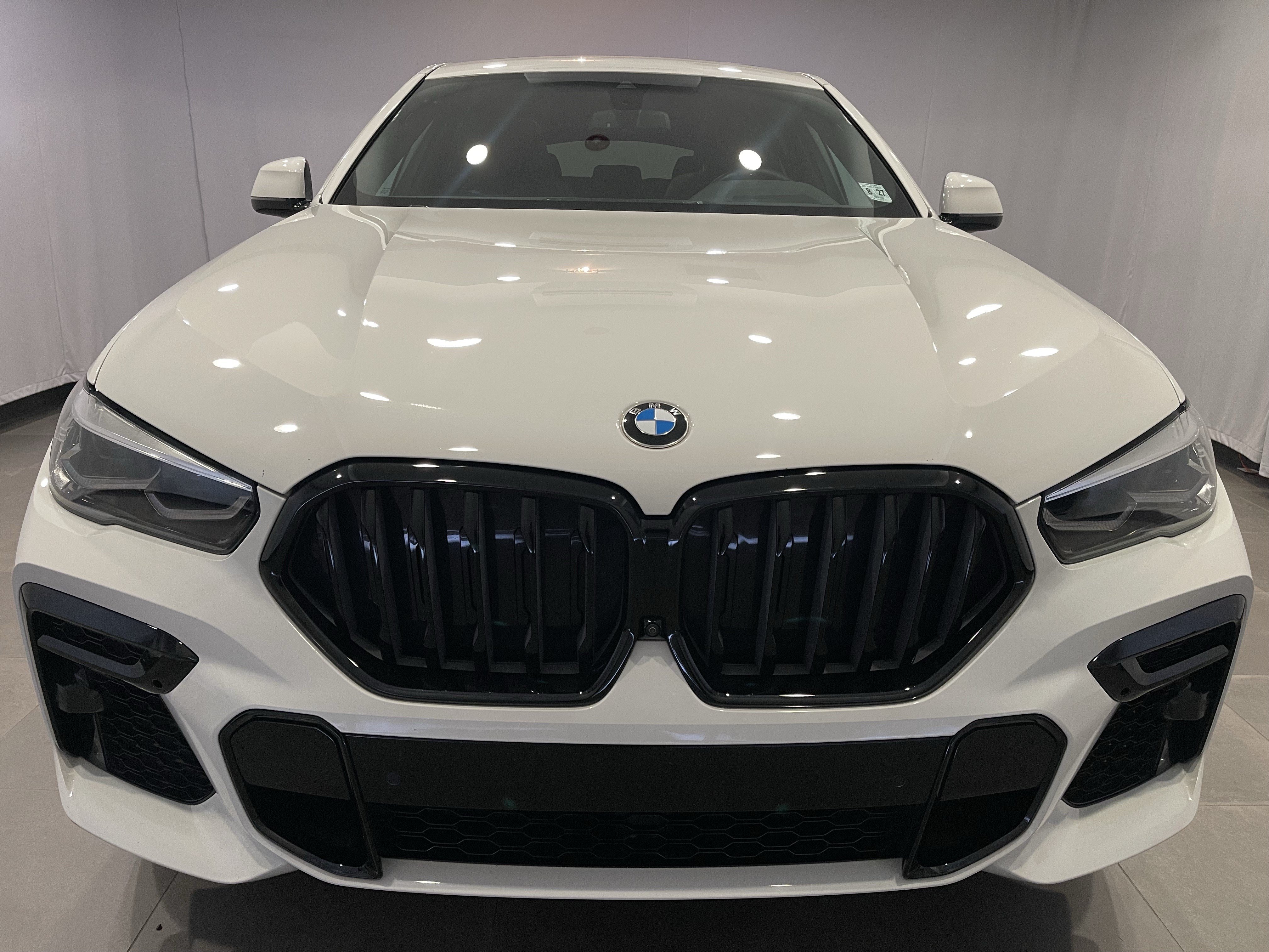 Used 2023 BMW X6 xDrive40i w/ M Sport Package AWD/4WD image 2