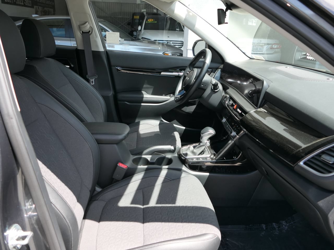 Certified 2025 Kia Seltos X-Line AWD/4WD image 25
