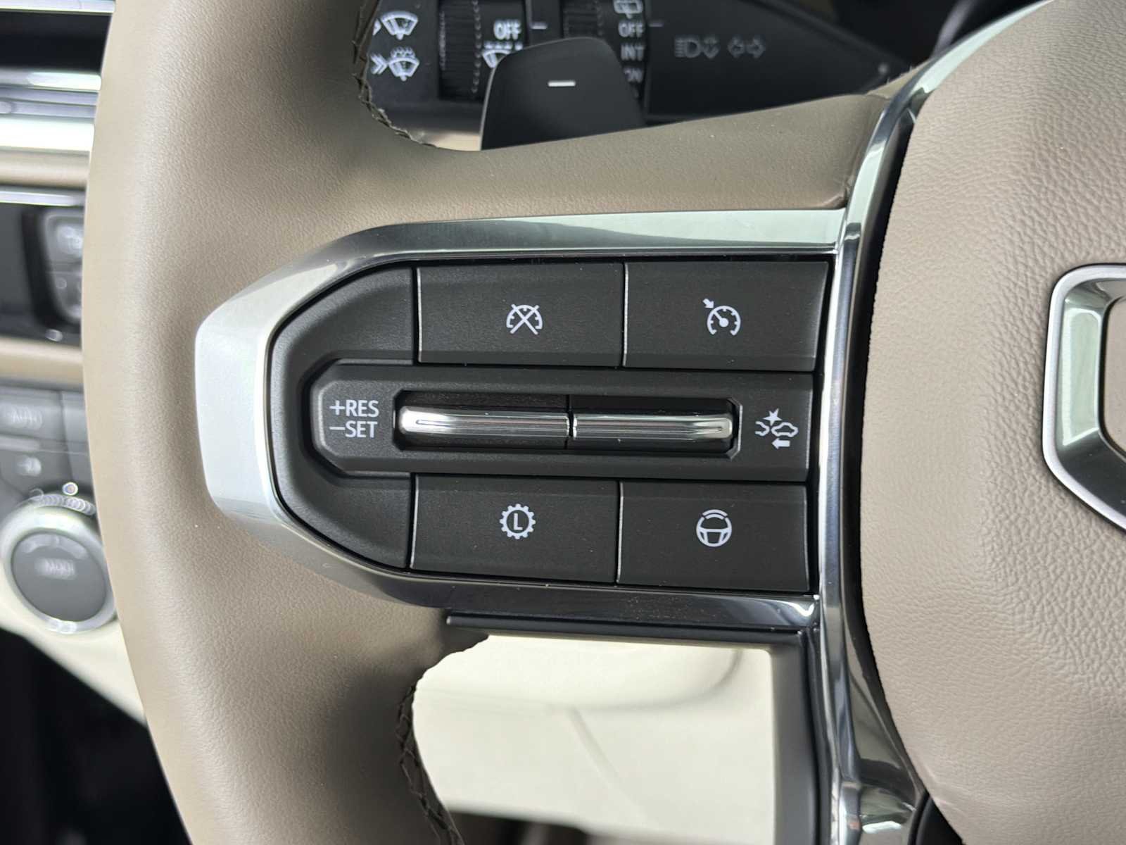 New 2026 GMC Yukon XL Denali w/ Denali Reserve Package AWD/4WD image 28