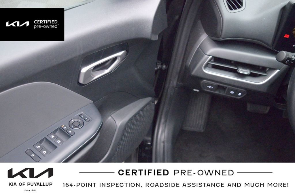 Certified 2025 Kia K4 LXS image 28