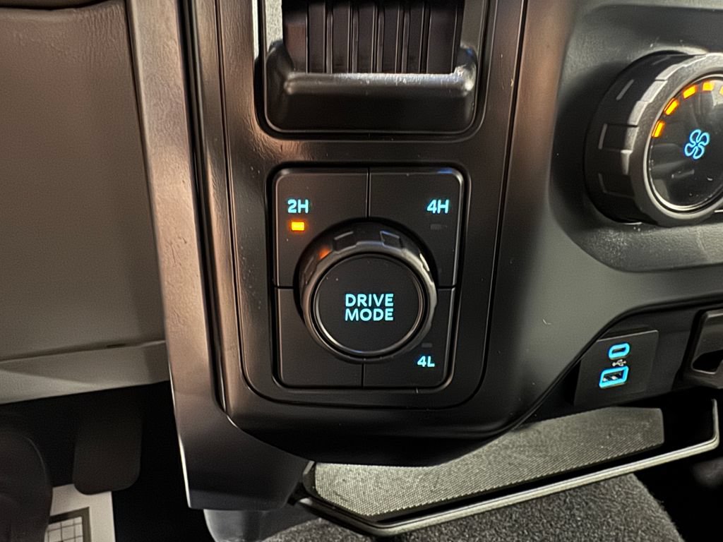 Used 2023 Ford F150 XLT AWD/4WD image 34