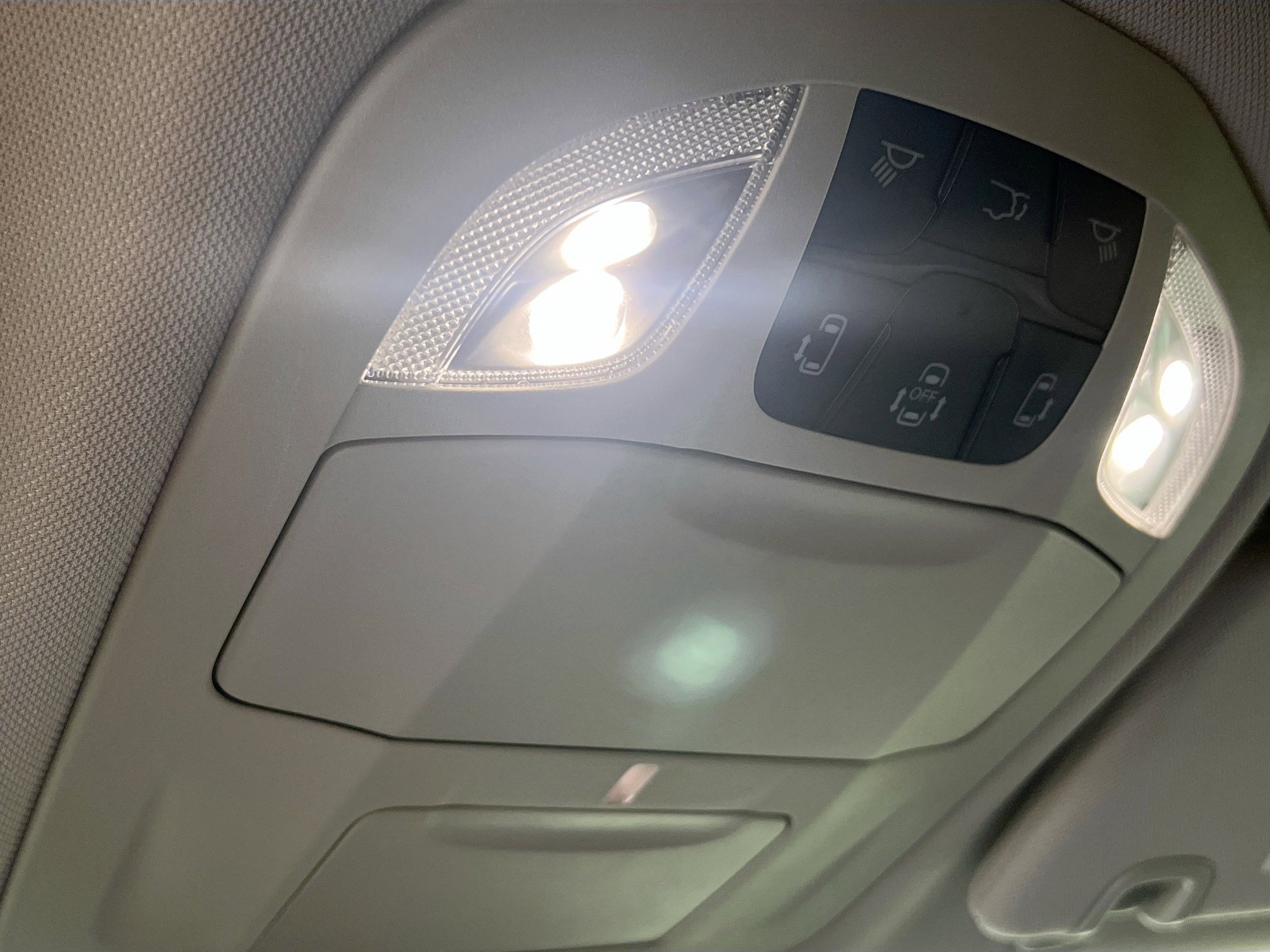 Used 2023 Chrysler Pacifica Touring-L image 22