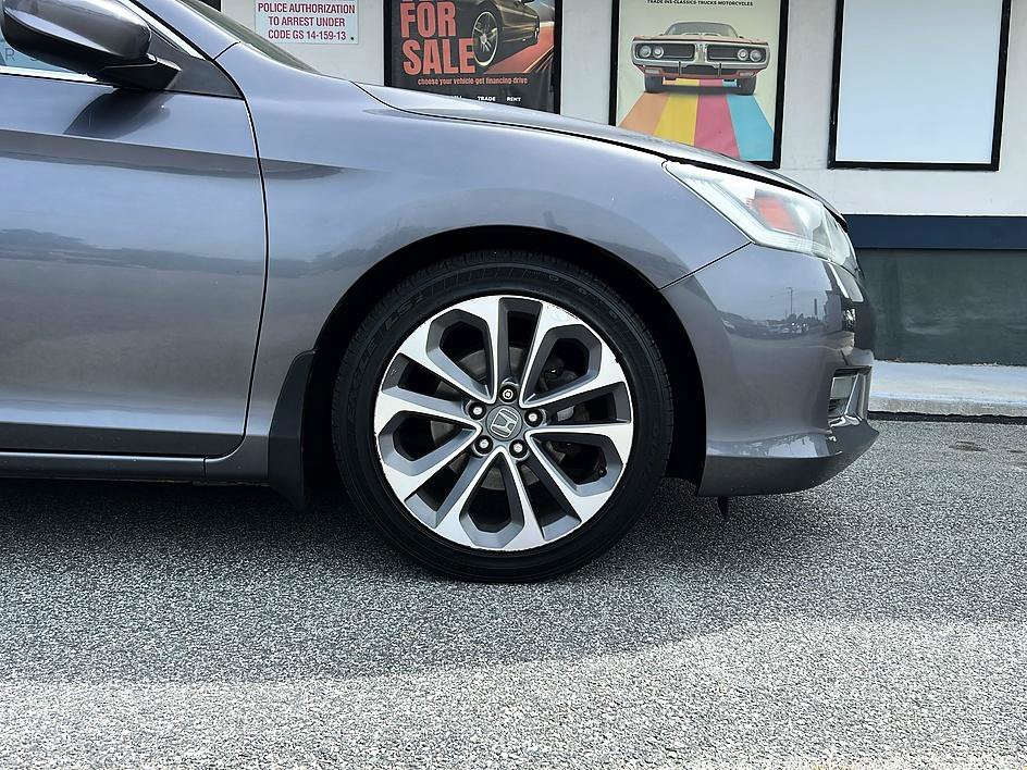 Used 2014 Honda Accord Sport image 24