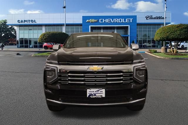 New 2026 Chevrolet Suburban Premier w/ Sun And Tow Package AWD/4WD image 7