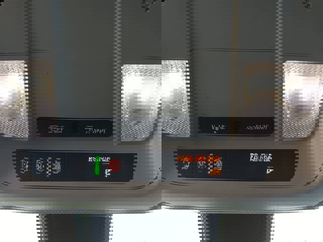 Used 2018 Chevrolet Malibu LS image 35