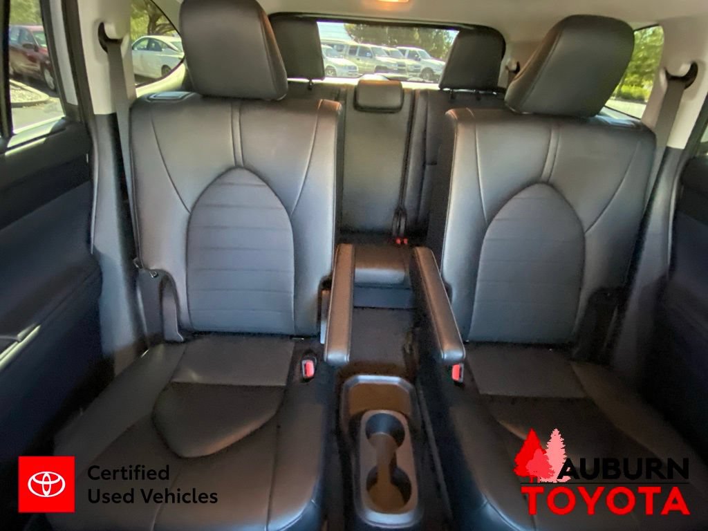 Certified 2024 Toyota Highlander XLE AWD/4WD image 26