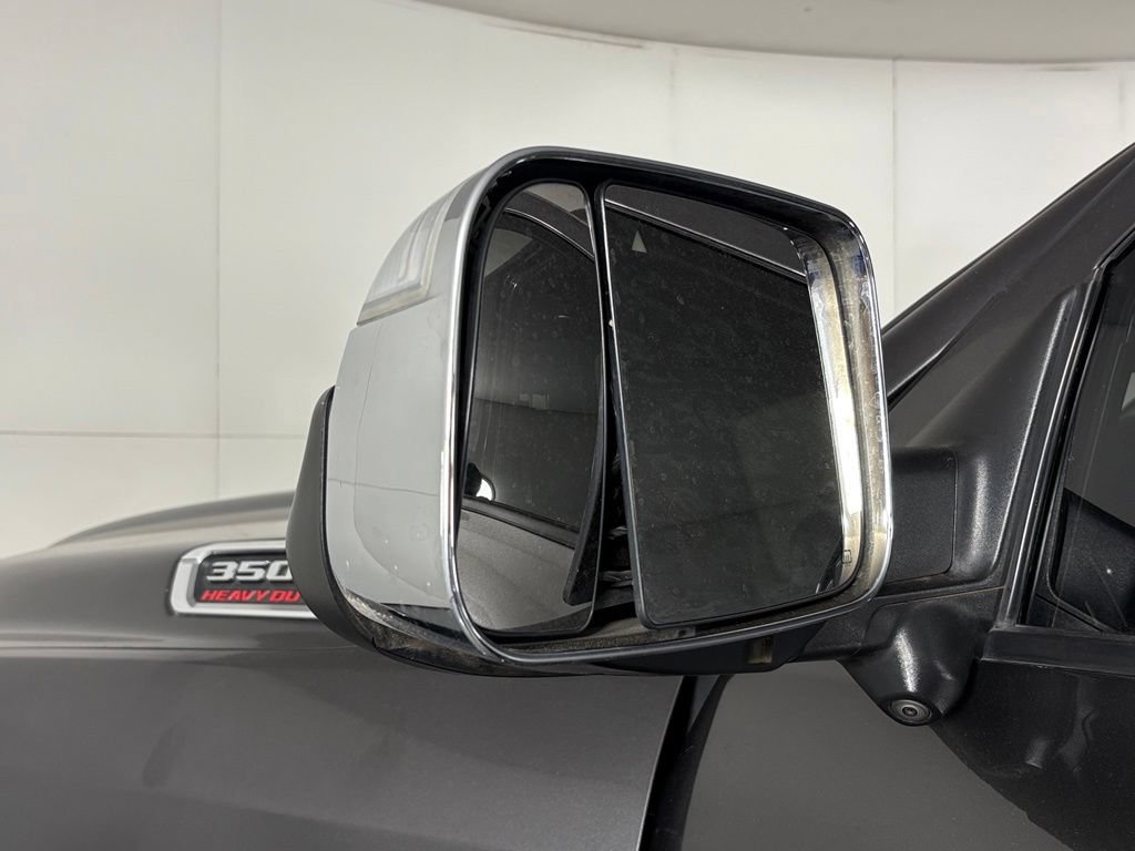 Used 2019 RAM 3500 Laramie AWD/4WD image 16
