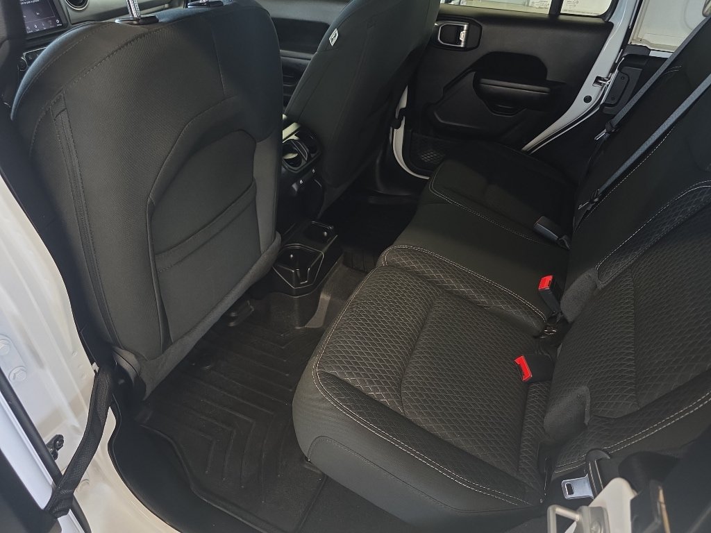 Used 2021 Jeep Wrangler Unlimited Sport AWD/4WD image 16