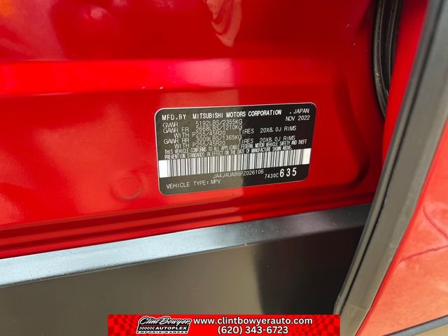 Used 2023 Mitsubishi Outlander SE image 25